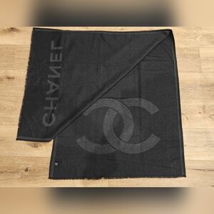 NEW Chanel CC Logo Cashmere Scarf
